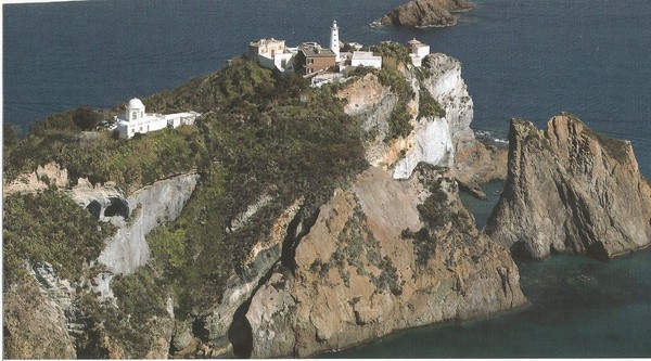 PHARE DE PUNTA DELLA GUARDIA ITALIE