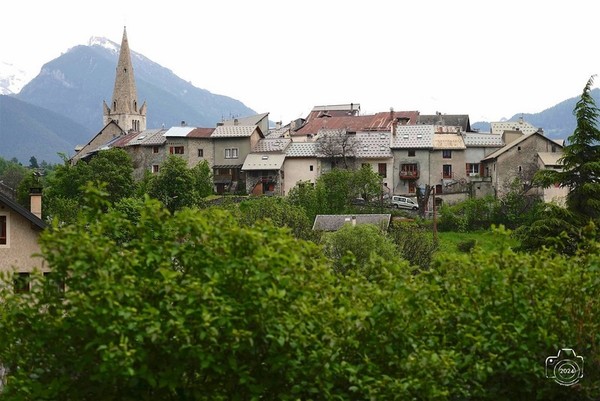 CHANTAL RANDONNE VERS SAINT CREPIN   01