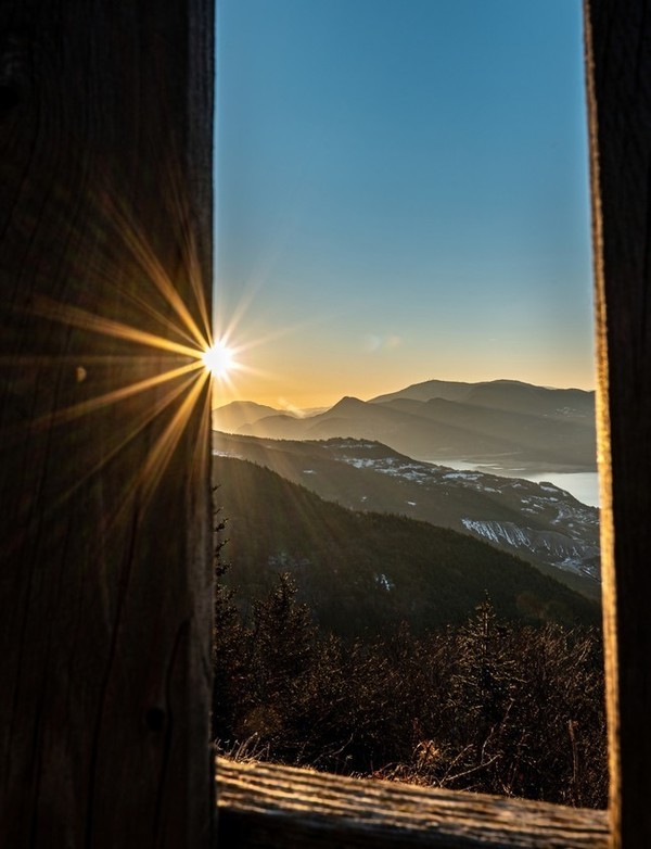 Lac de Serre Ponçon et Chanteloube 02